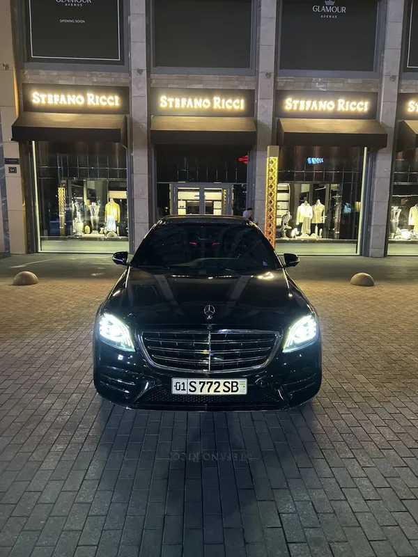 Mercedes Benz W222 S550