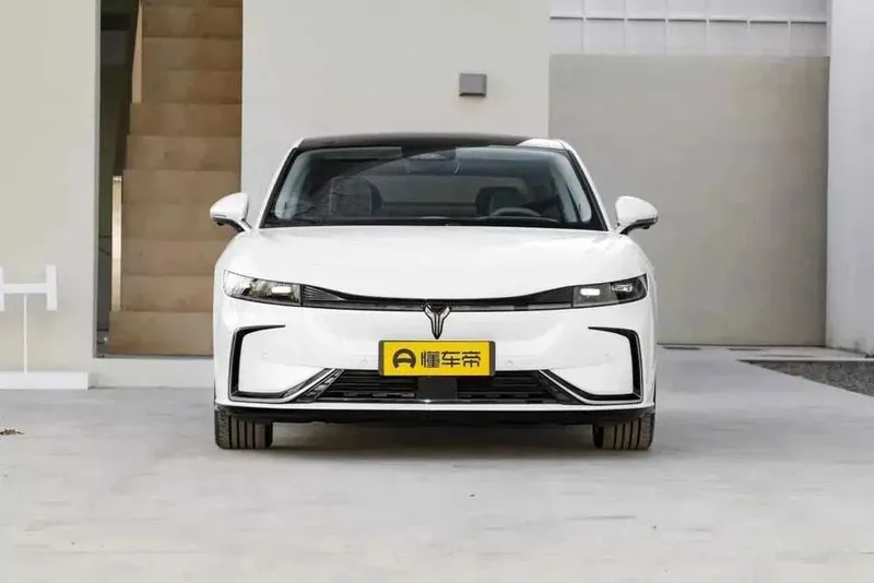 Voyah passion Ev full 2026yil 0probeg 1 Voyah passion Ev full 2026yil 0probeg 1