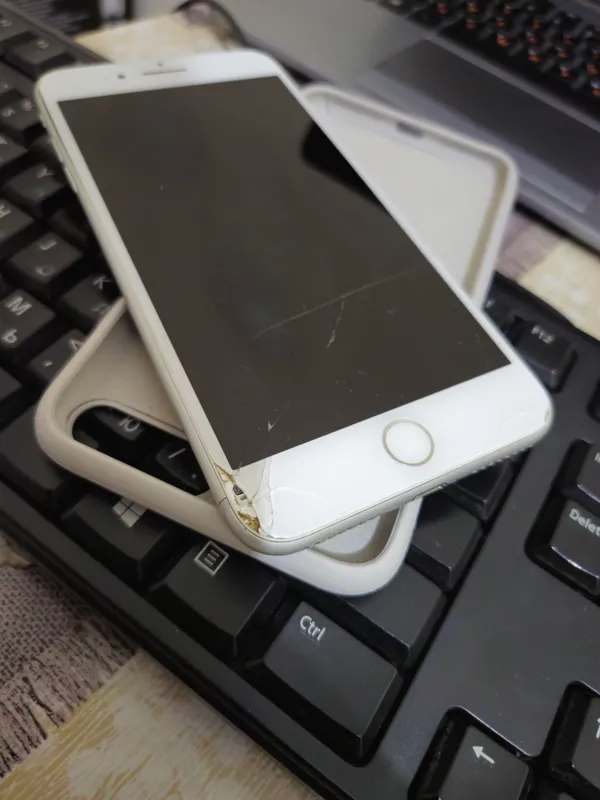 iPhone 8 Plus, 64 ГБ 6