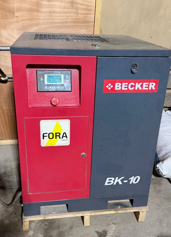 Винтовый компрессор BK10 7.500 куб 1 Винтовый компрессор BK10 7.500 куб 1
