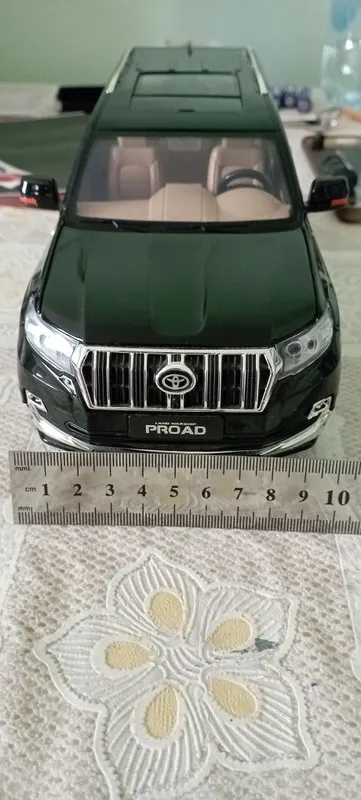 Продам сувенир Прадо 1:18 — фото 2