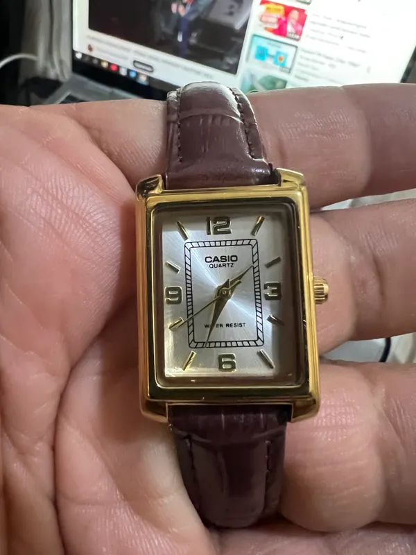 Casio стильные женские часы 1