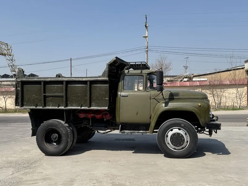 Zil sotiladi 1990 yil 6 Zil sotiladi 1990 yil 6