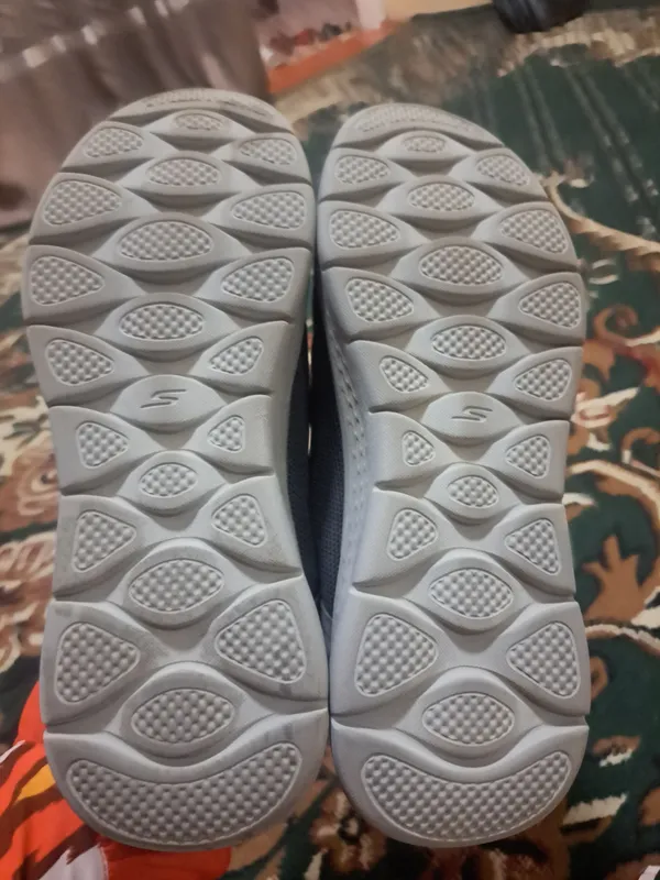 Мужские оригинальные Skechers, надевались 2 раза 6