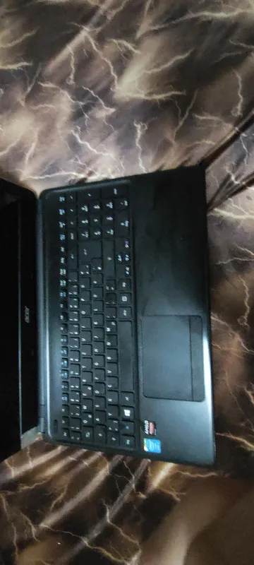 Acer aspire E1 series 3