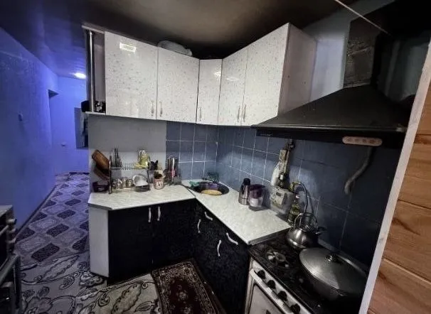 Продается квартира на Октябре 2 комнатная — фото 3