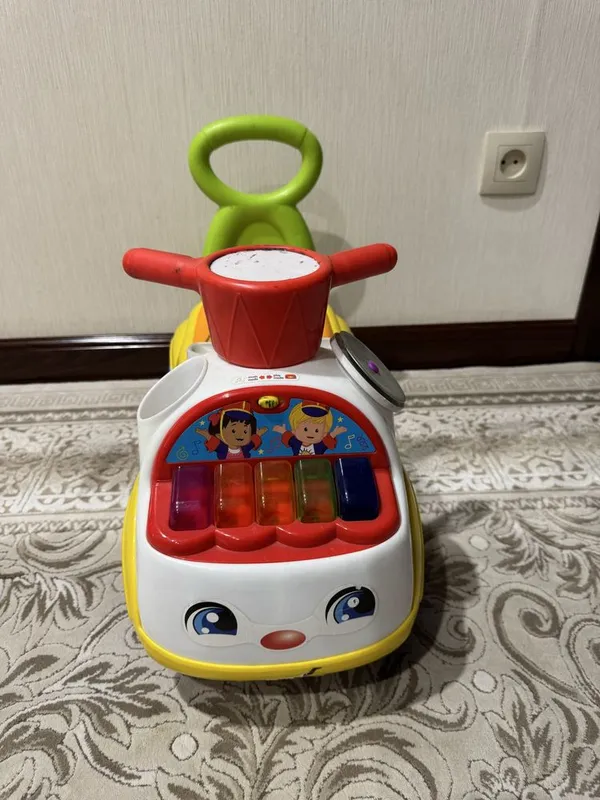 Машинка толокар с urbantoys — фото 1