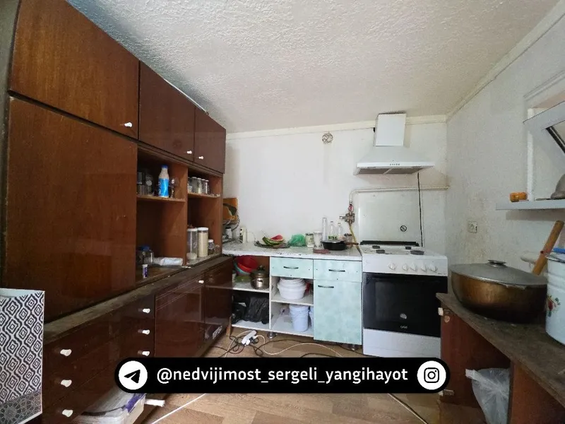 Chortok mahallasi, asosiy yo‘l bo‘yida yer uchastkasi 4 sotix (18 m × 22 m) 7