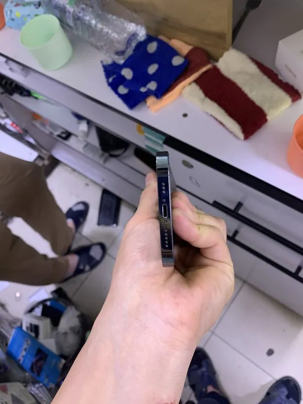 Iphone 12 pro 128 7