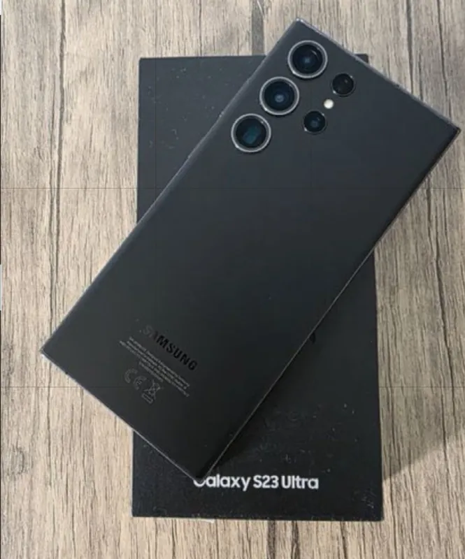 Samsung s23 ultra 12/256 Arab emiratiga zakasga chiqan ekan idial hola