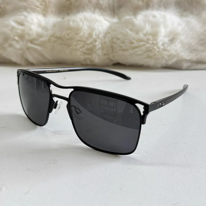 Oakley Holbrook Ti (USA) солнцезащитные очки из титана с поляризацией — фото 3