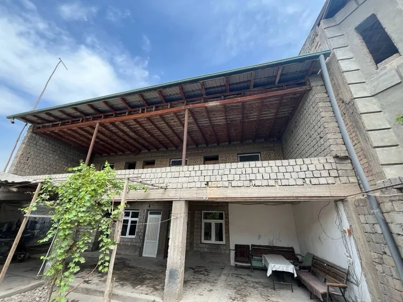 Srochno uy sotiladi 1