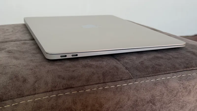 Macbook air m1 1
