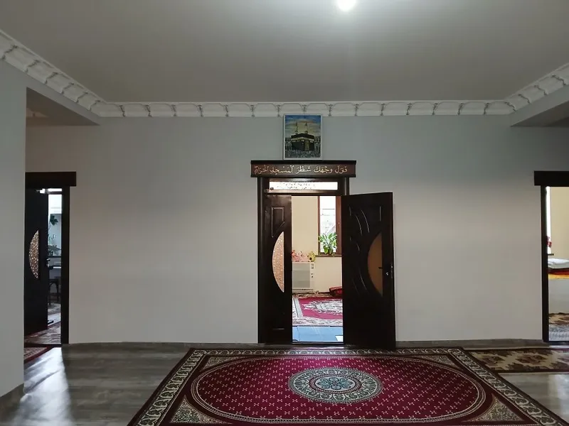 Колхоз пабедада хавли сотилади 6