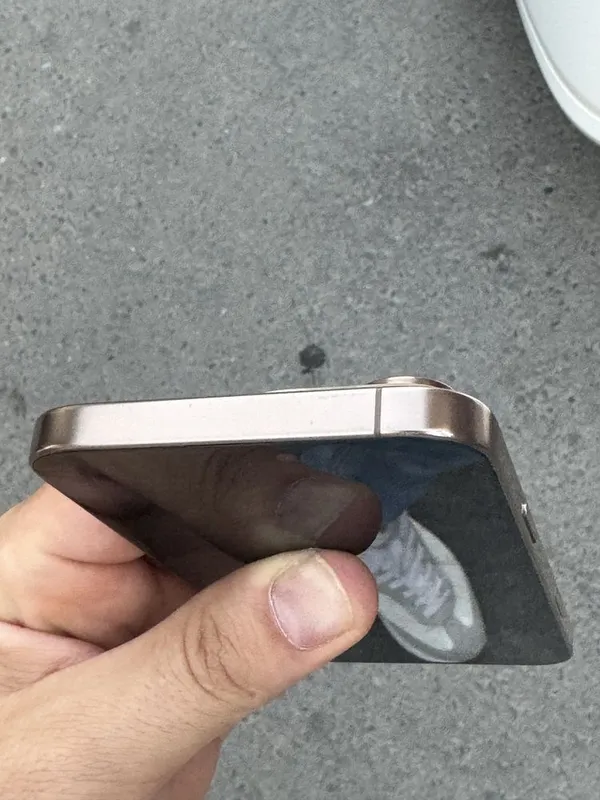 Iphone 16 max 256gb 90% 4