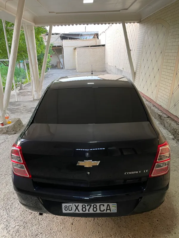 Chevrolet Cobalt — фото 1