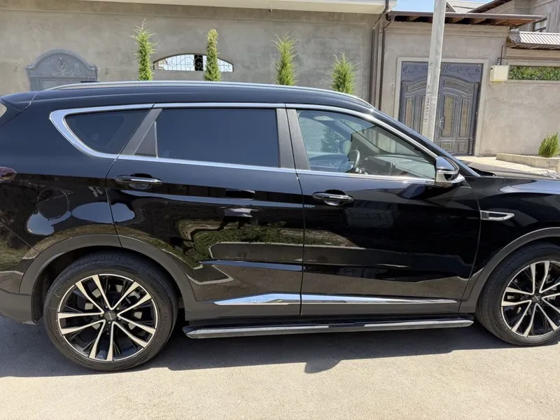 Jetour x70 plus 1,6 turbo sotiladi 4 Jetour x70 plus 1,6 turbo sotiladi 4