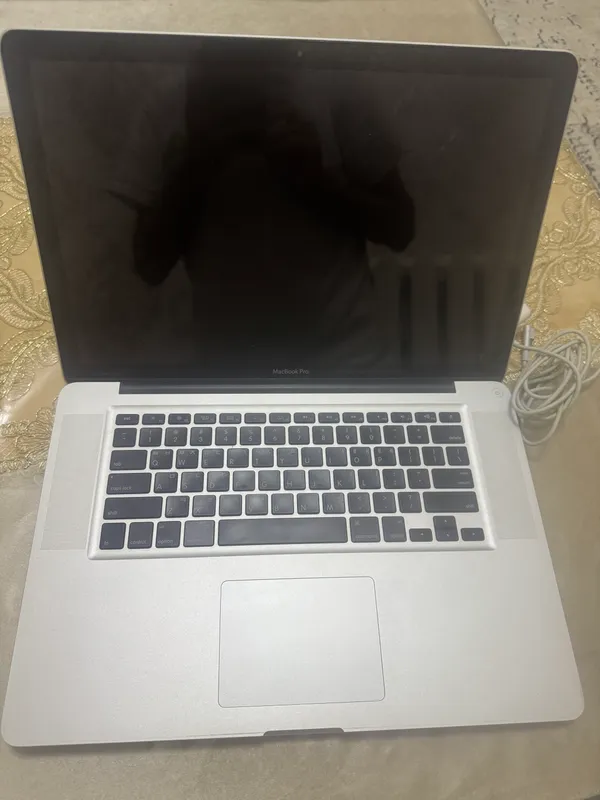 MacBook pro 2011 2 MacBook pro 2011 2