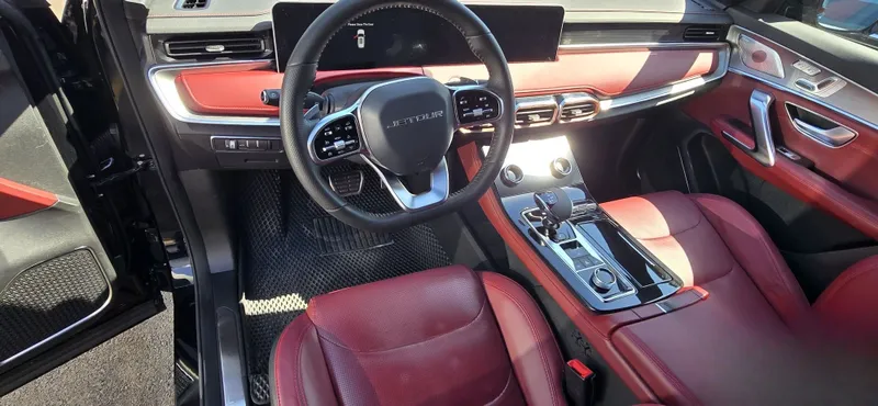 Jetour X70 Plus Luxury 2023 2 Jetour X70 Plus Luxury 2023 2