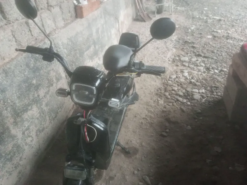 sukuter sotiladi 2000.milyo'n so'm manzil  xonobod — фото 1
