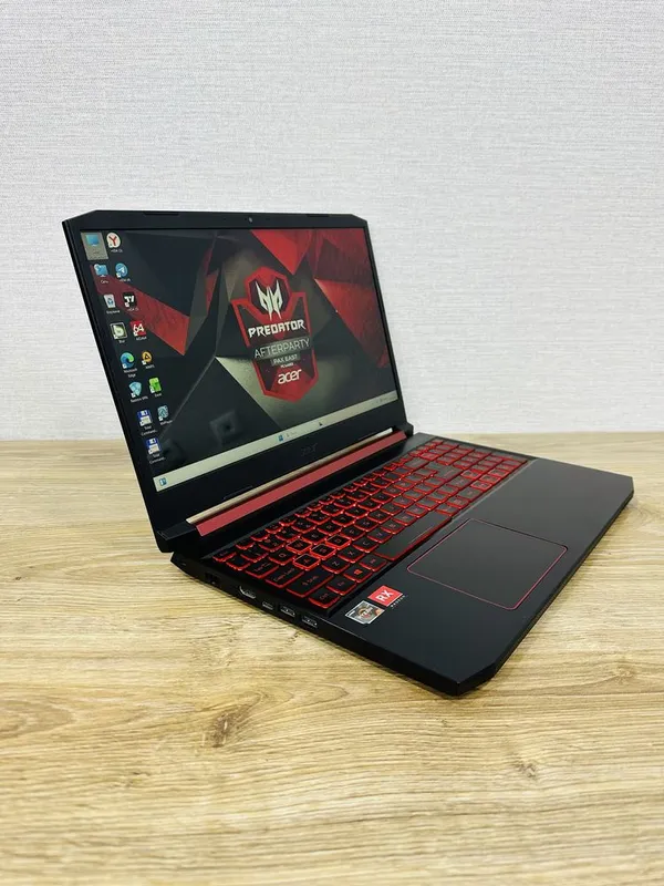 ACER Nitro Ryzen 5-8 Ядерный с Топ Видеокартой RX560 для игр и IT 4