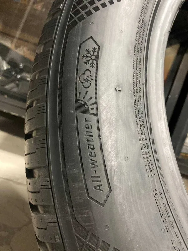 Nexen N blue 4season 2 235/55/19 3