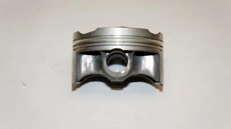 Поршень Yamaha R6 2008