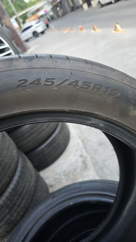 245/45/R19 HANKOOK ion evo 2