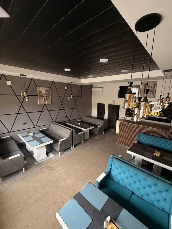 Mebel kafe uchun