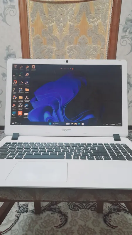 302 ta o'yini bor,8 gb ram, 512 ssd,windows 11 pro