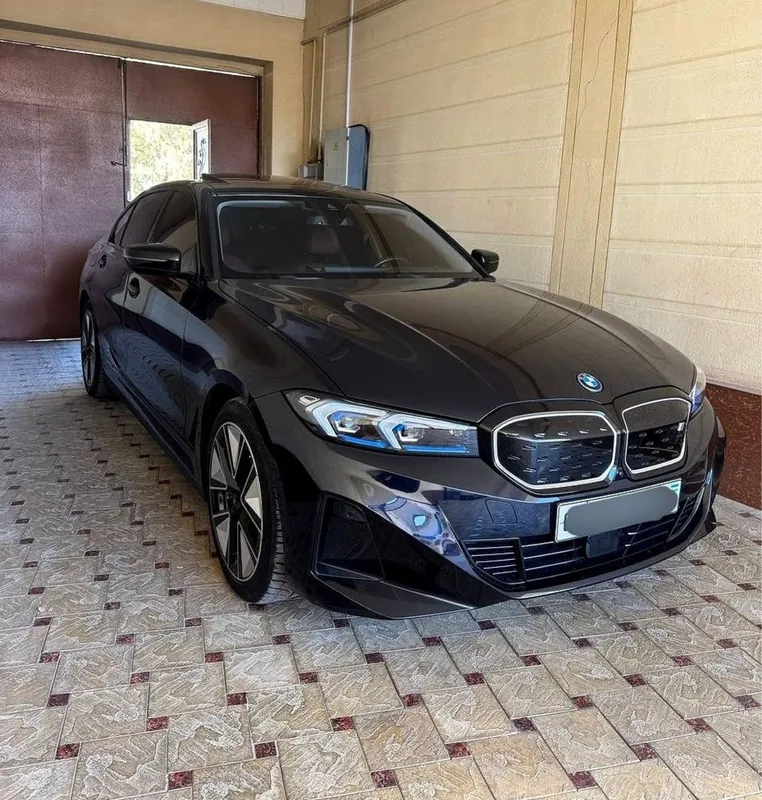 BMW i3 40L night sport 2024