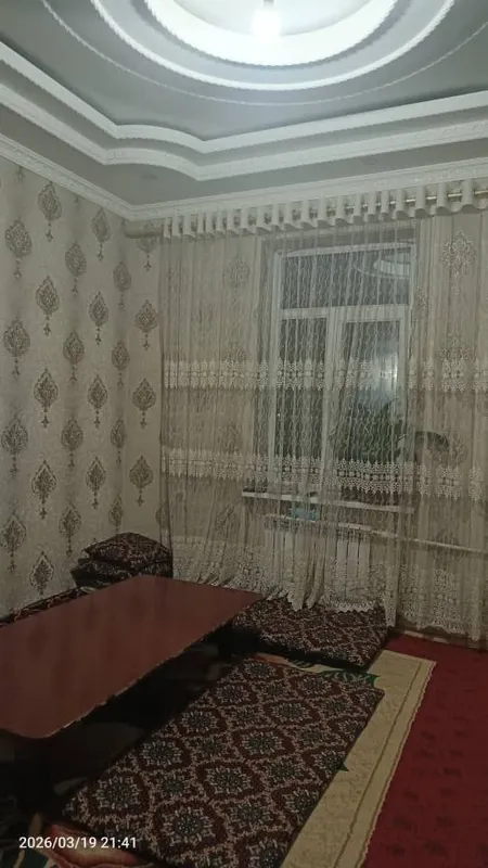 Продам 3-комнатный квартиру в телеграфе на 2- этаже 5 Продам 3-комнатный квартиру в телеграфе на 2- этаже 5