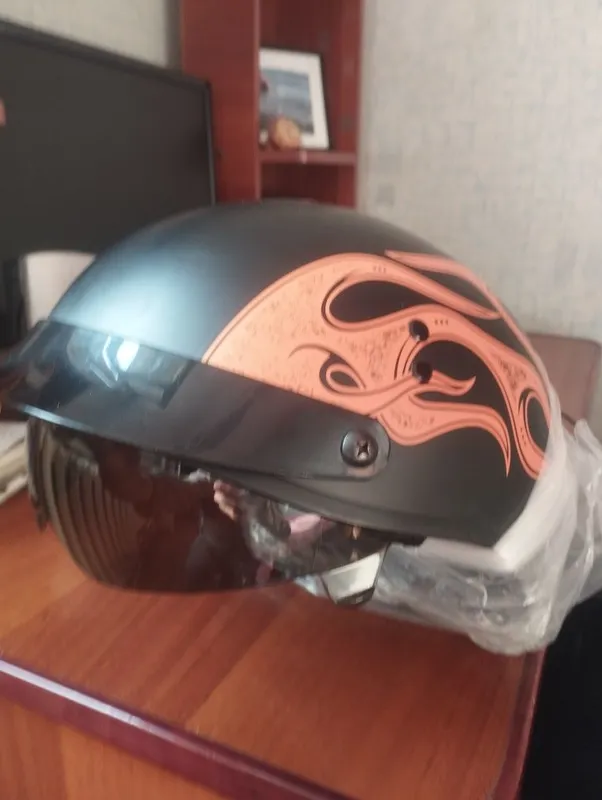 Фирменный шлем от Harley Davidson оригинал 1 Фирменный шлем от Harley Davidson оригинал 1