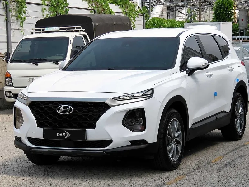 Hyundai SantaFe 2.0 Turbo, 4WD 2 Hyundai SantaFe 2.0 Turbo, 4WD 2