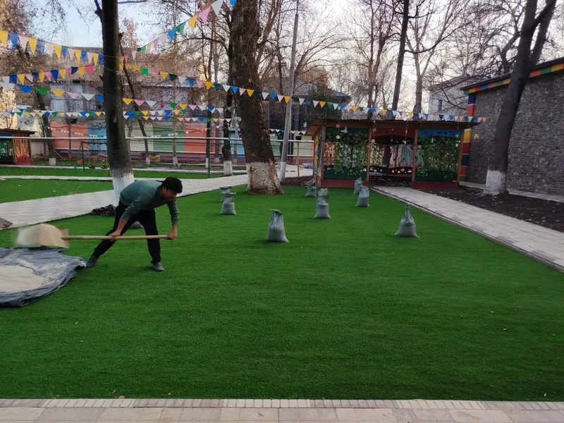 Sun'iy gazon— futbol maydonlari va bolalar maydoni — фото 1