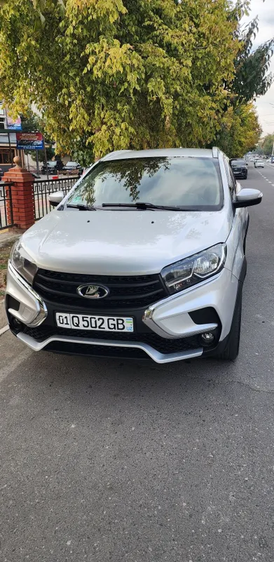 Lada XRAY Cross 1.6 2 Lada XRAY Cross 1.6 2