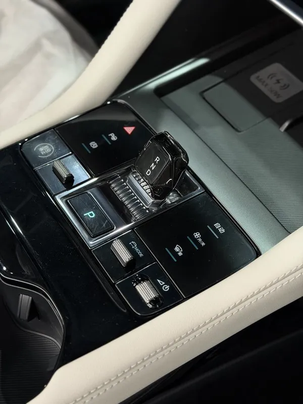 BYD Champion Smart Drive 2026 — фото 4