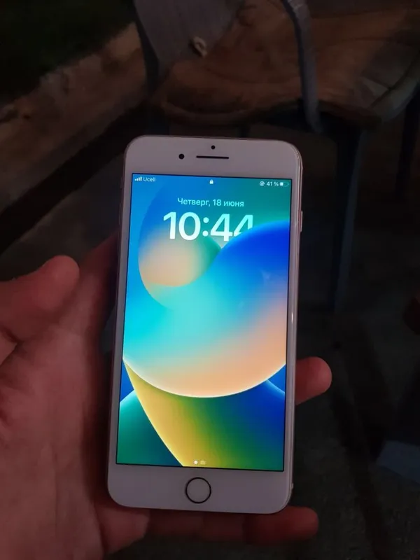 iPhone 8 Plus 64Gb 100% 2