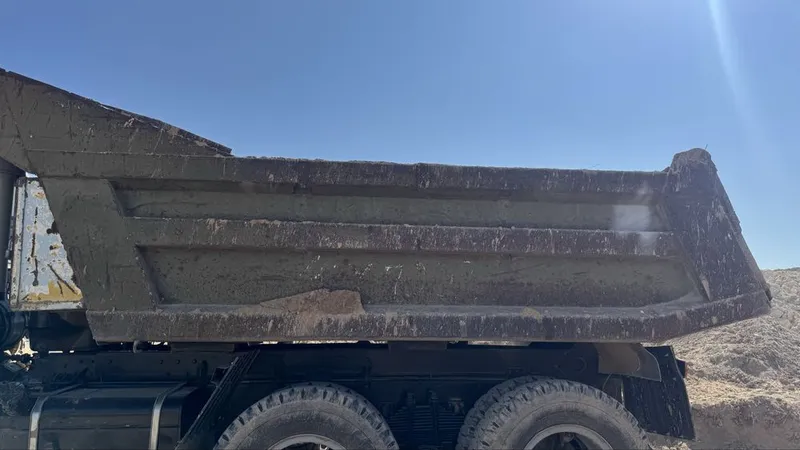 Srochna Kamaz kuzov Sotiladi 2 Srochna Kamaz kuzov Sotiladi 2