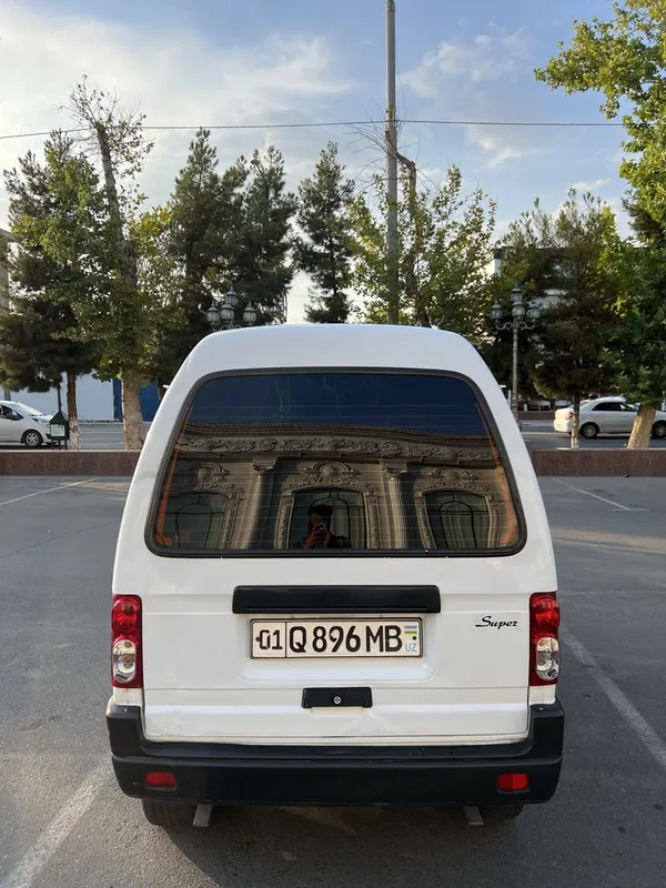 Damas белый, состояние хорошее 4
