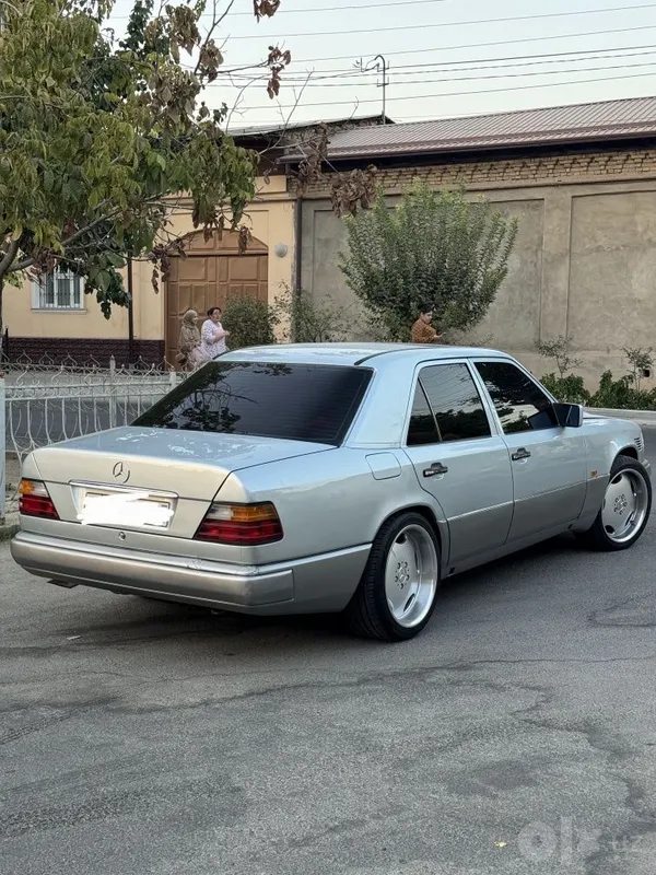 Продается Mercedes-Benz w124 2 Продается Mercedes-Benz w124 2