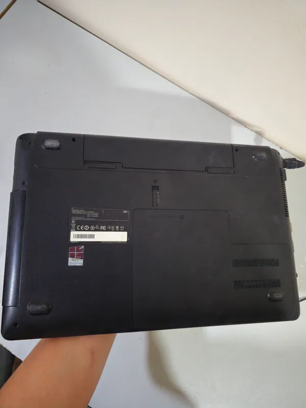 SAMSUNG NOUTBOOK 3 SAMSUNG NOUTBOOK 3