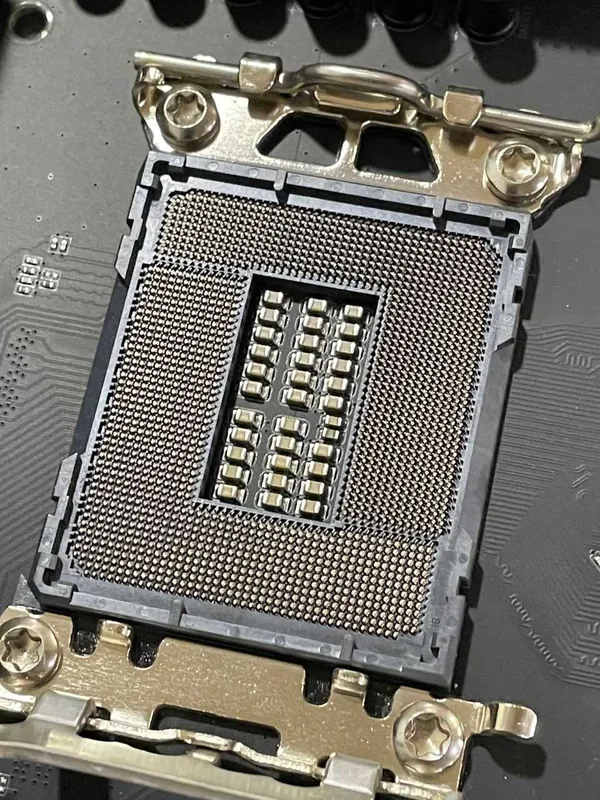 от 580 тыс сум / рассрочка: Комплект i7-13700KF + Z790 GIGABYTE 3