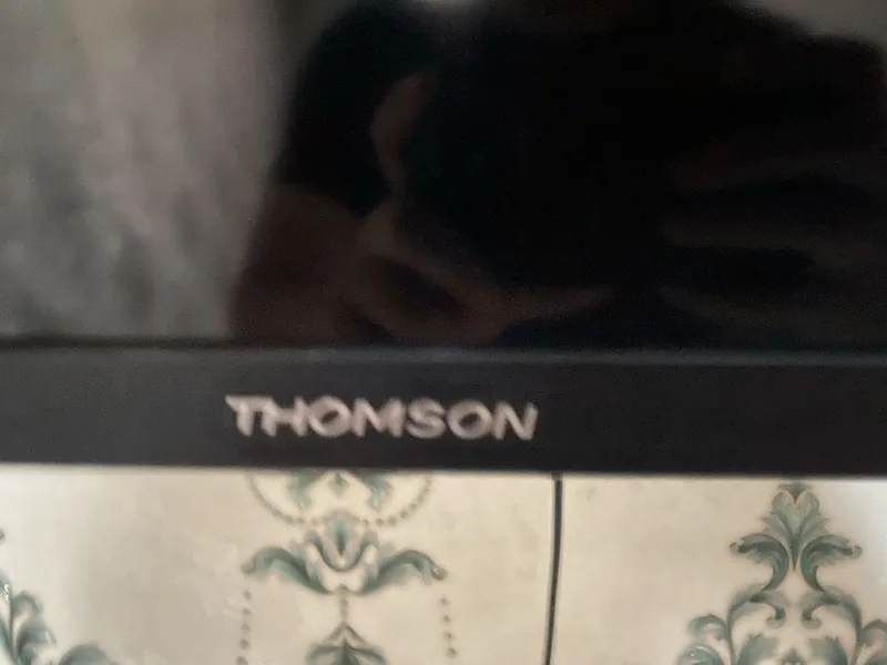 Televizor 42 razmer 4