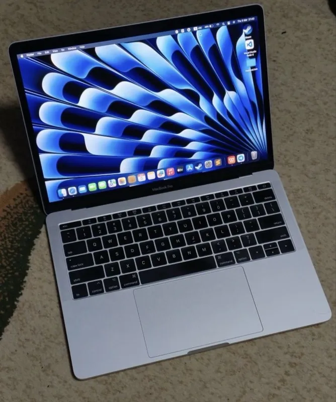 Macbook pro 2017 — фото 1