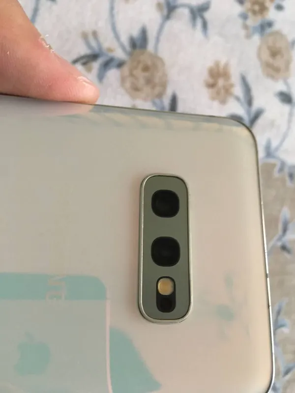 Samsung S10E 6/128gb ideal 2 Samsung S10E 6/128gb ideal 2