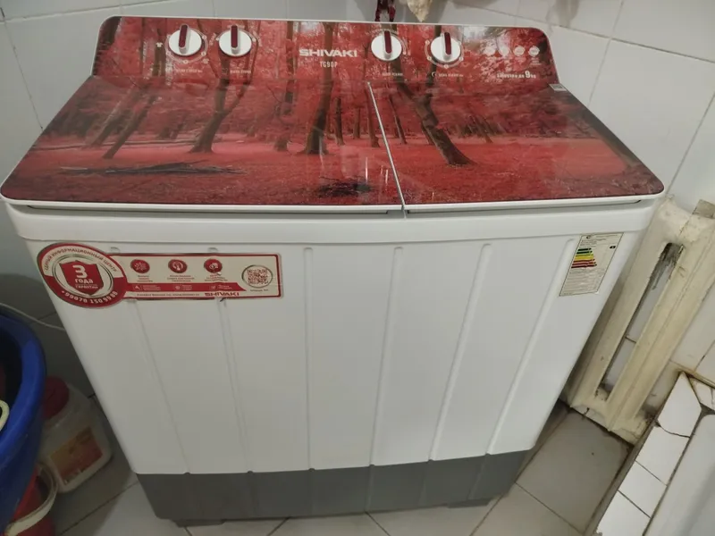 .Продайотся пол автомат стиральная машинка. 2 .Продайотся пол автомат стиральная машинка. 2