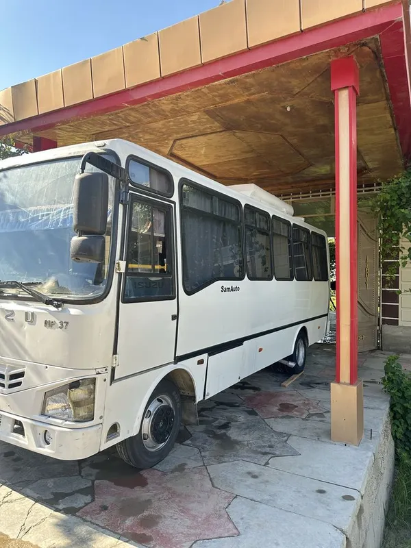 Isuzu 2016 yil holati yaxshi