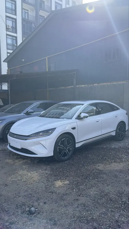 BYD qin L 545 km full + Garantiya Avtasalonda BYD seal 6 elektr !! — фото 3