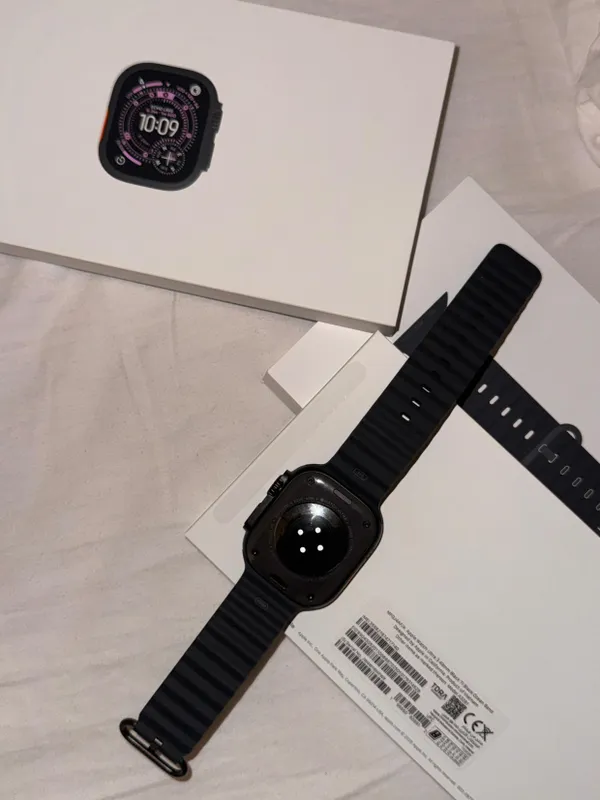 Apple Watch Ultra 3 49mm Black Ti Black Ocean Band — фото 2